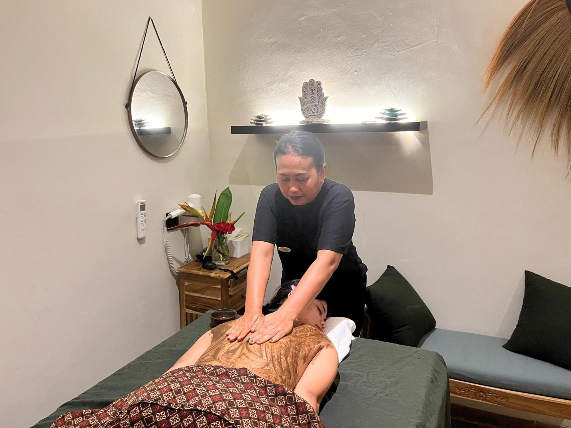Abian Klumpu Villa & Spa Sanur Exteriör bild